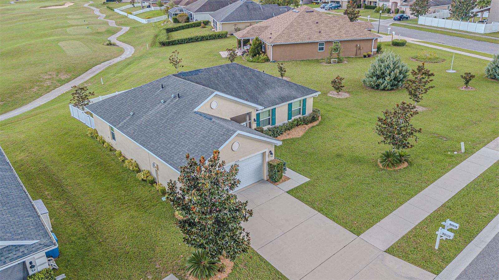 SHERMAN HILLS - Residential