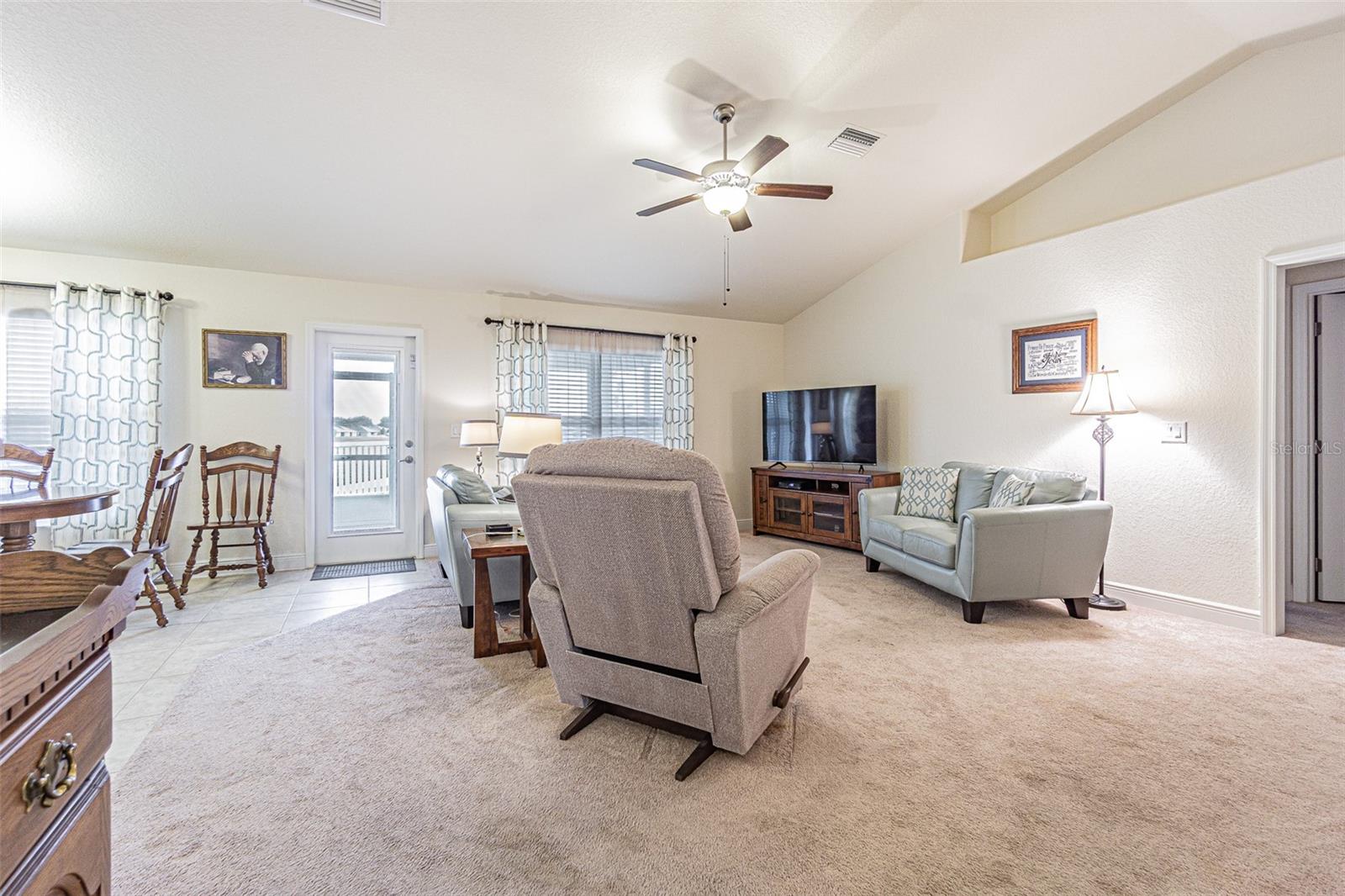 SHERMAN HILLS - Residential