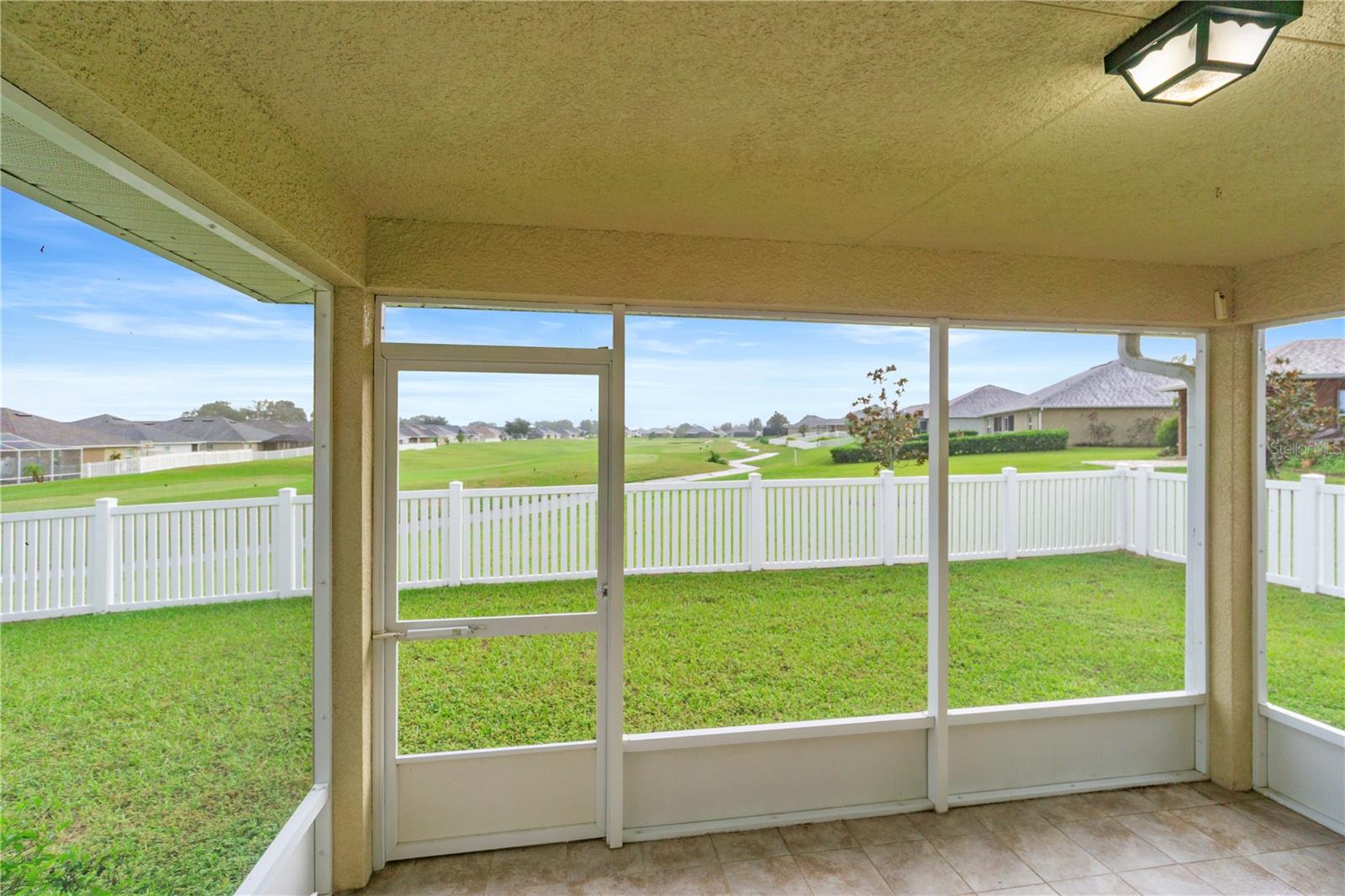 SHERMAN HILLS - Residential