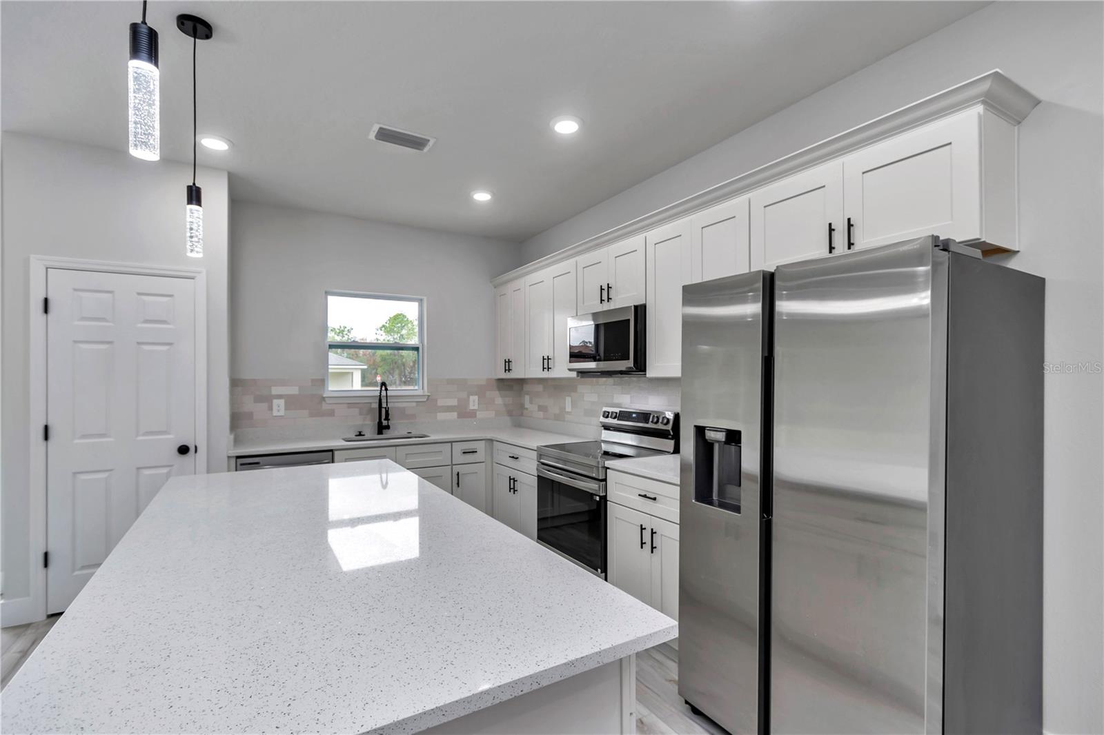 CITRUS SPGS UNIT 09 - Residential