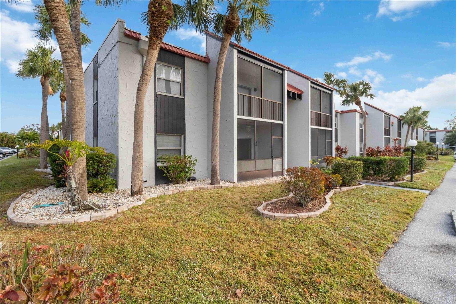 VILLAGE BROOKE SEC 3 - Residential