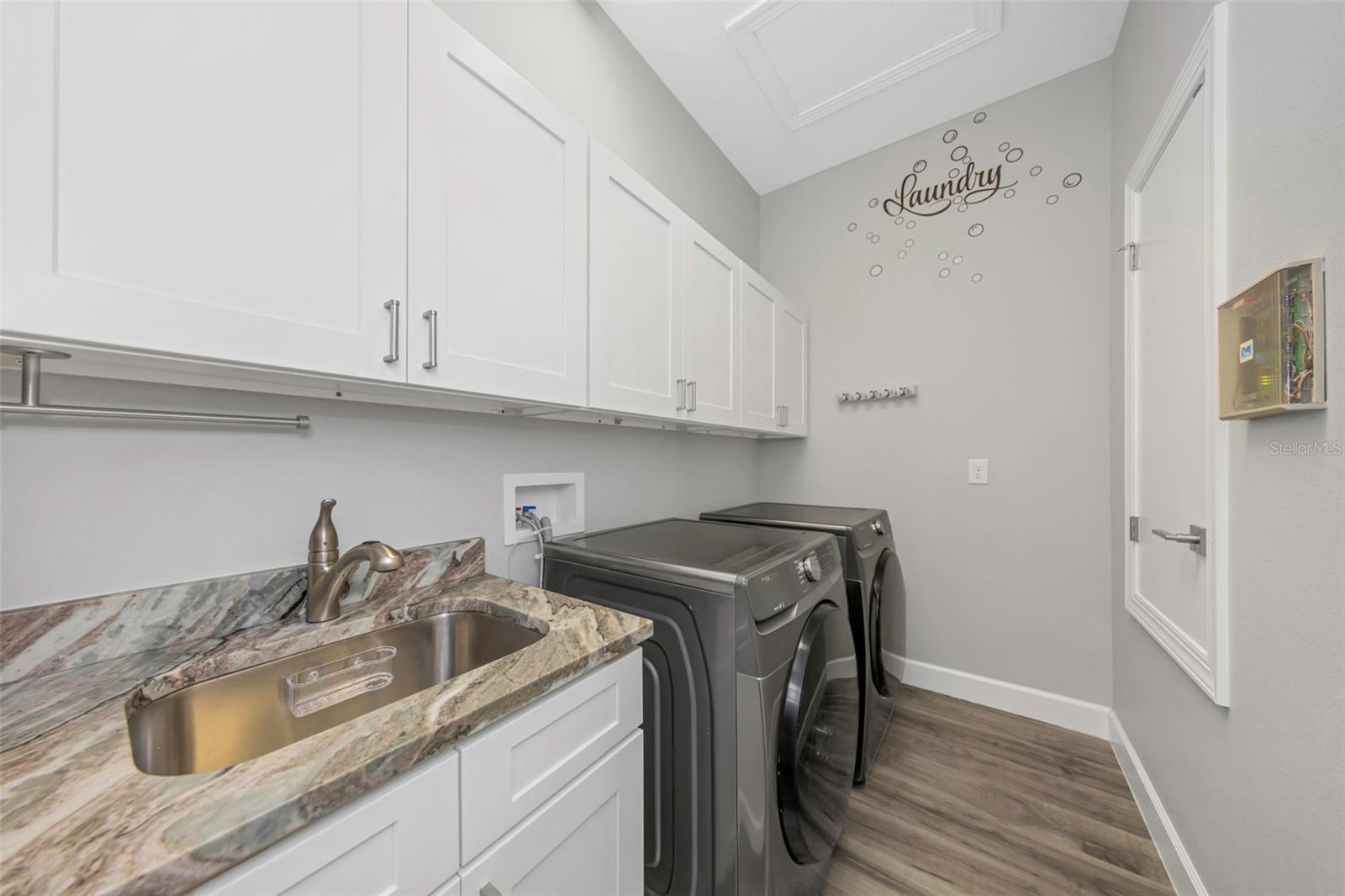 CYPRESS TRAILS TWNHMS OF TARPON SPGS - Residential