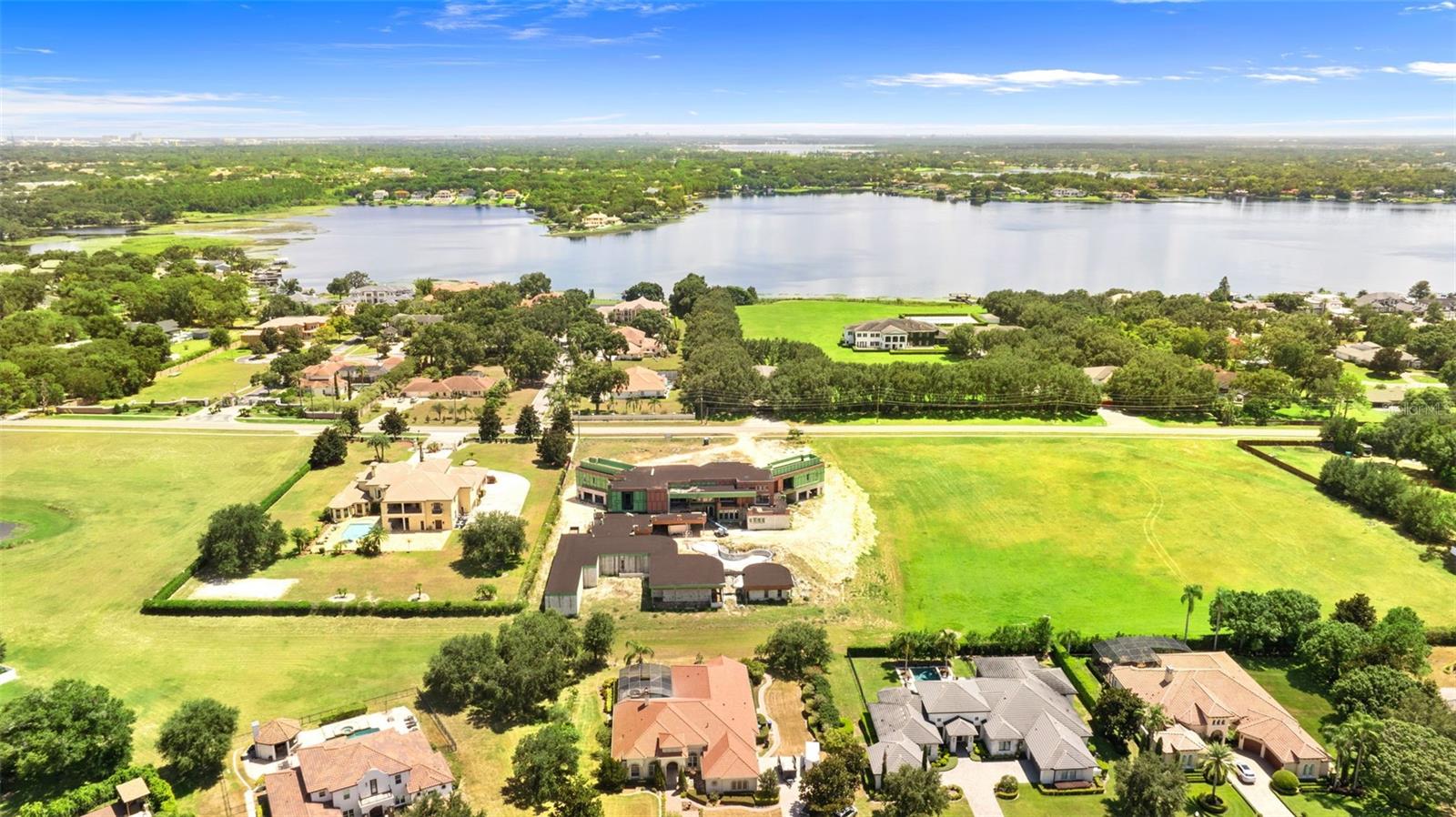 WINDSOR HILL - Residential