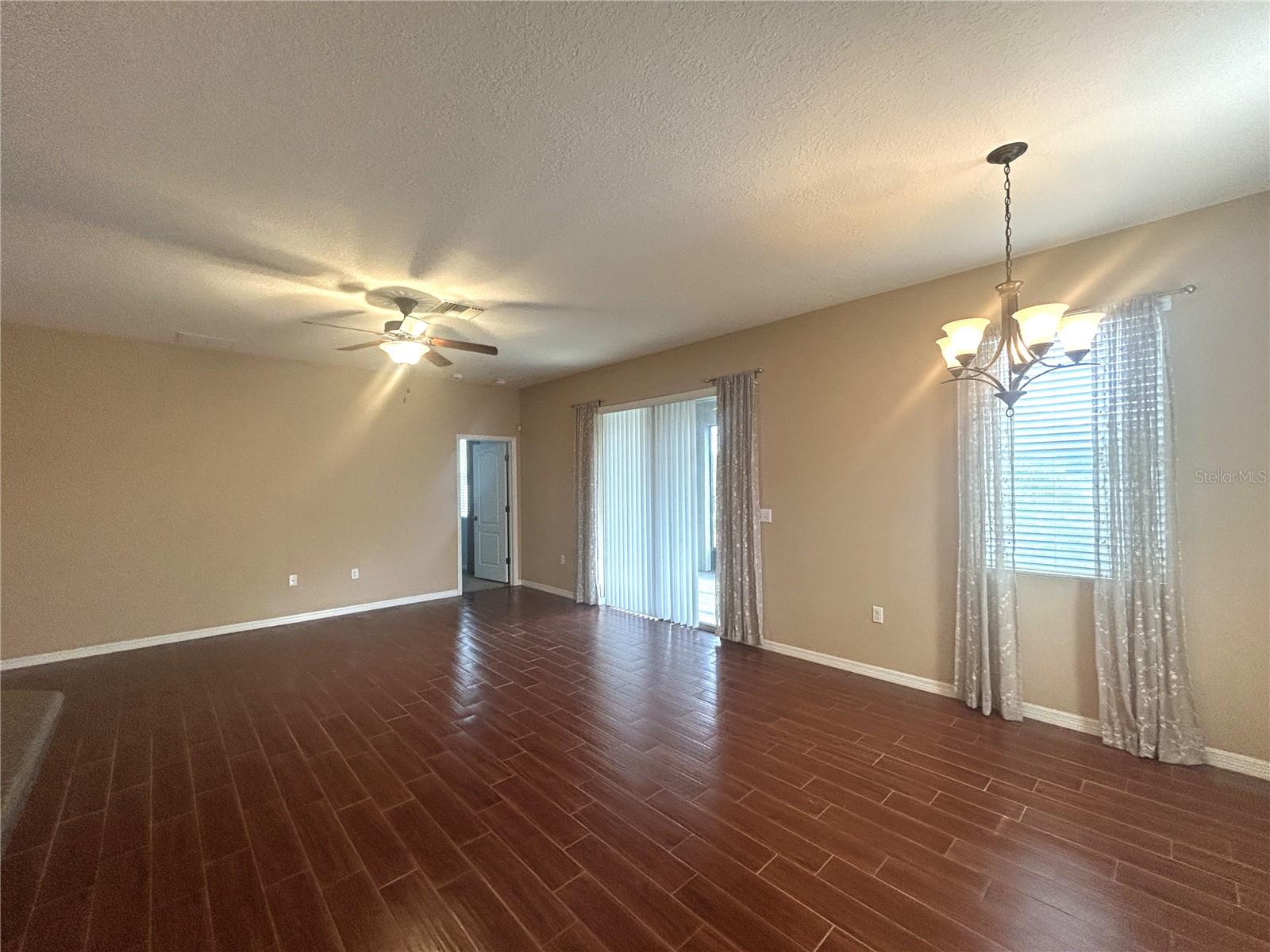 SUNCOAST LAKES PH 02 - Residential Lease