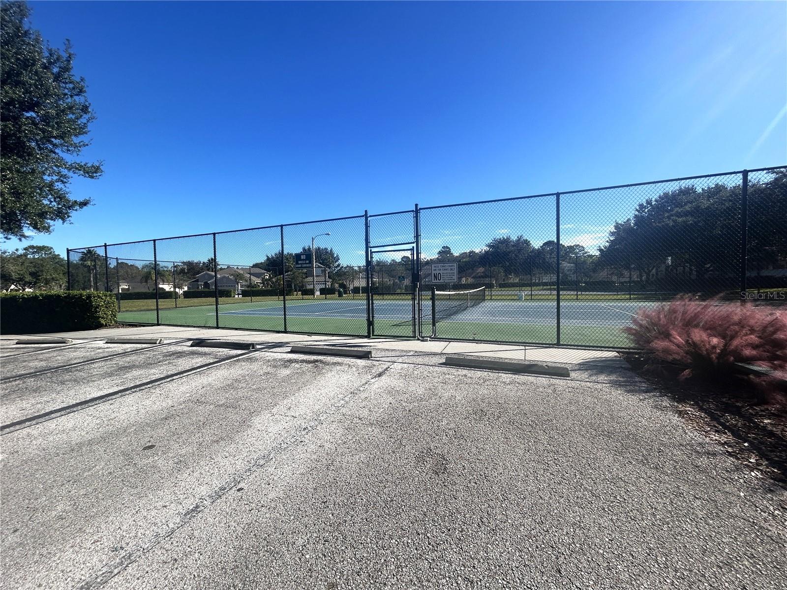 SUNCOAST LAKES PH 02 - Residential Lease