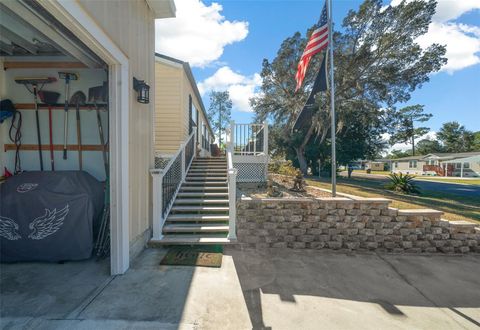 A home in DUNNELLON