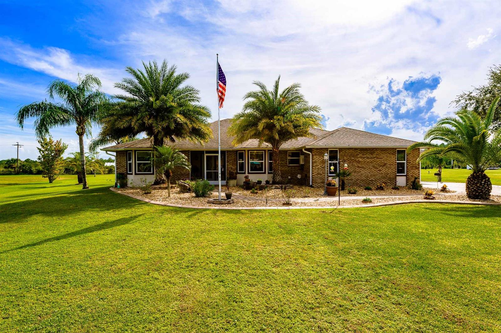 Quiet Place In Country Unit 07 - Residential