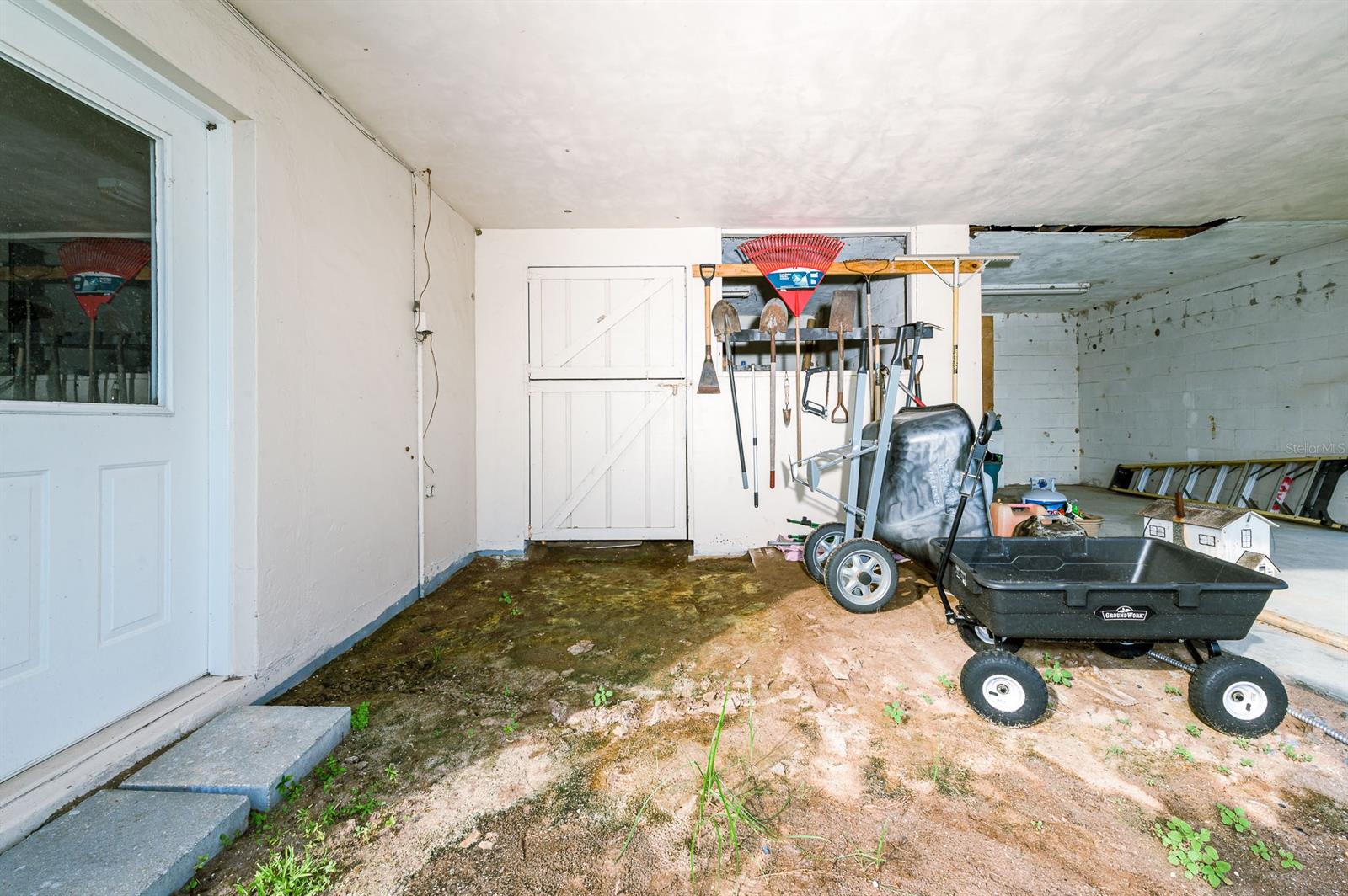 Quiet Place In Country Unit 07 - Residential