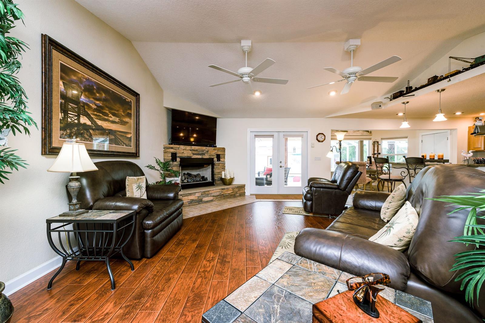 Quiet Place In Country Unit 07 - Residential