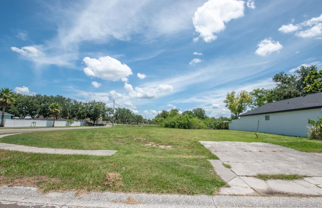 Photo of 102 Lookout Drive, Apollo Beach, FL 33572 (MLS # TB8403999)