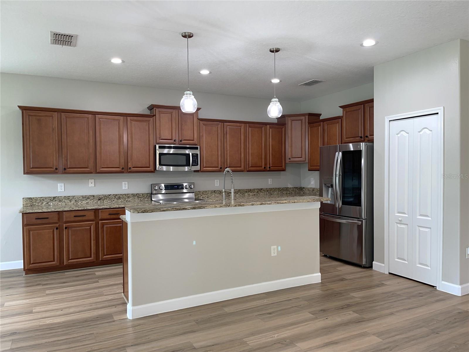 5839 TARLETON WAY