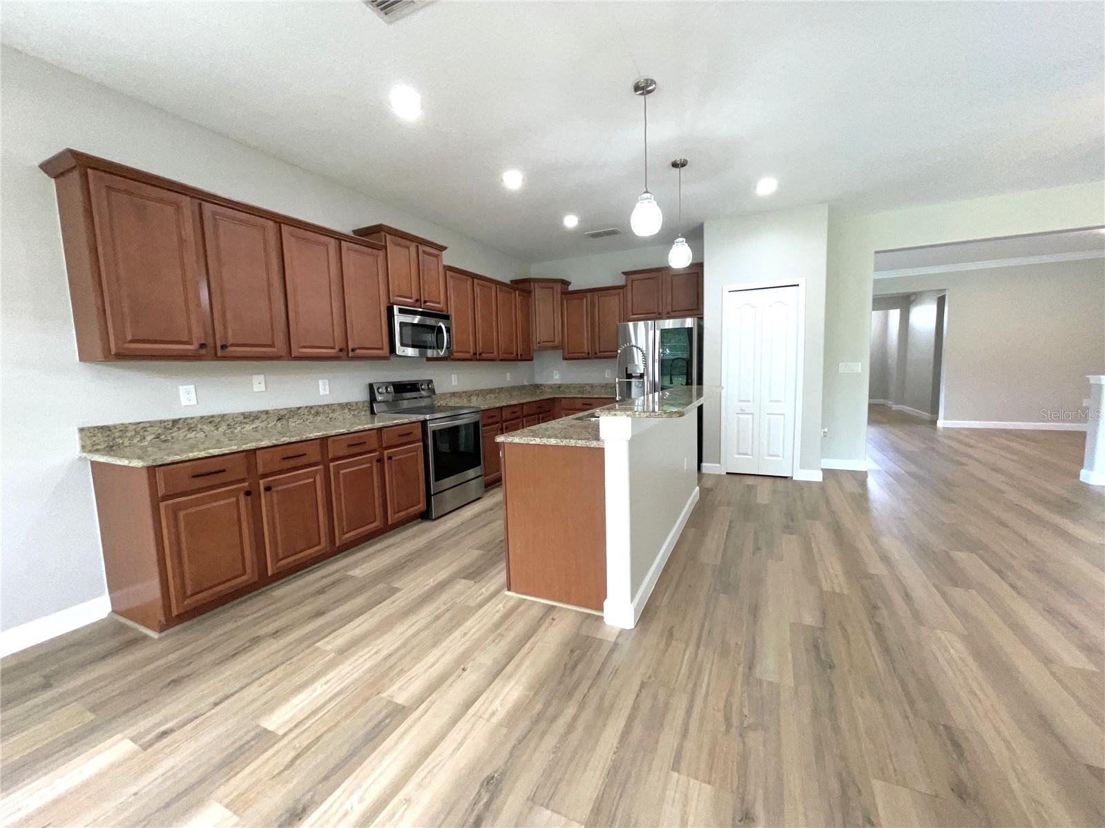 5839 TARLETON WAY