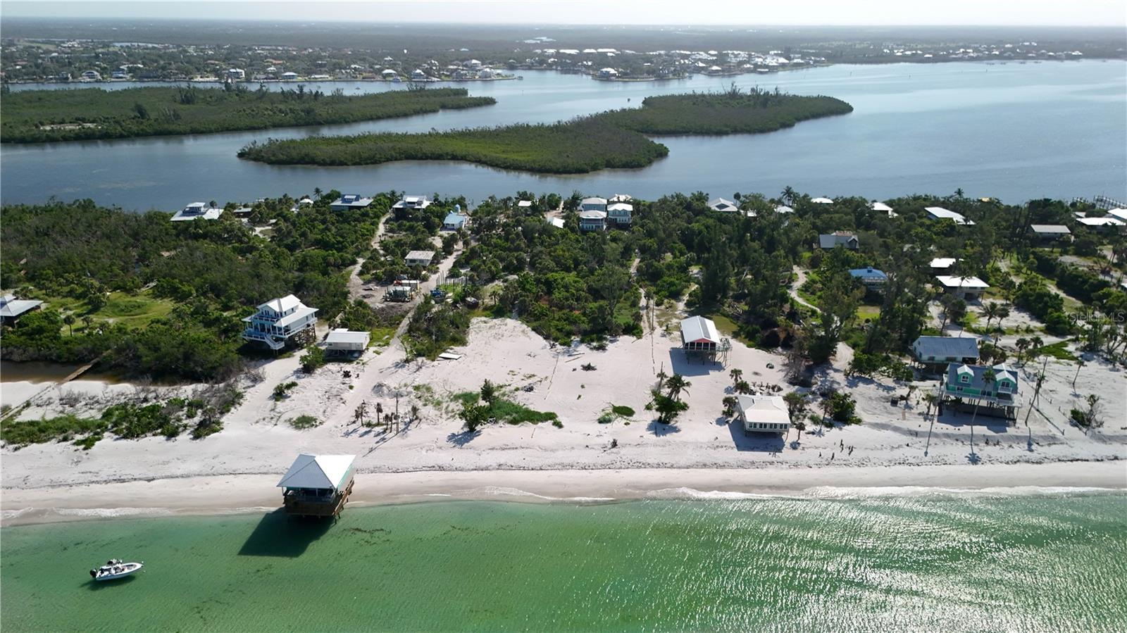 BANYAN BAYOU CONDO - Land