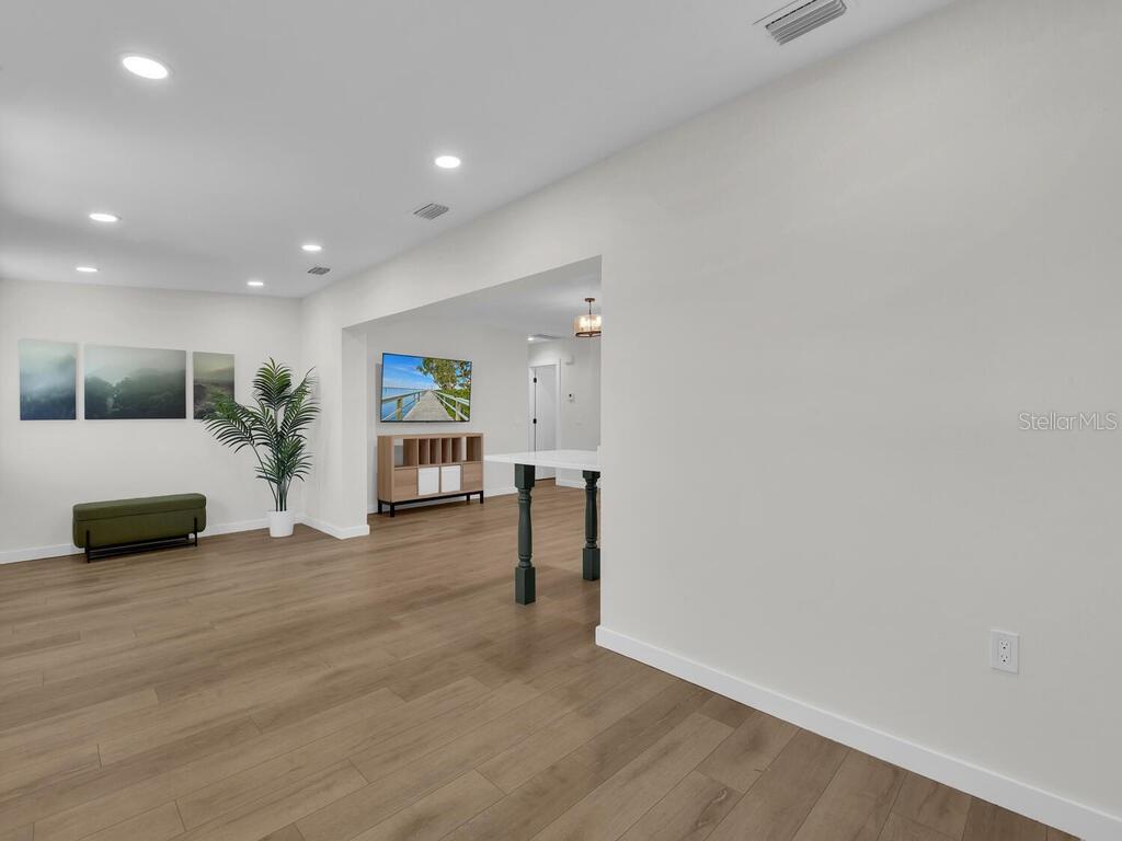 MC GREGOR GROVES - Residential