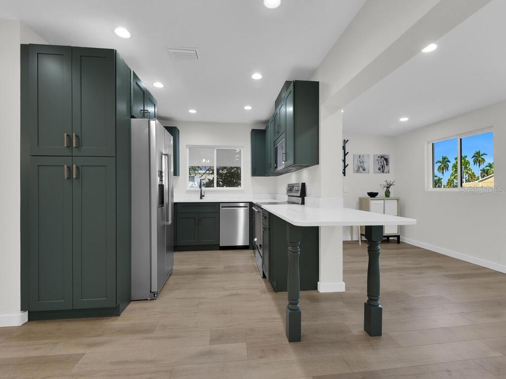 MC GREGOR GROVES - Residential