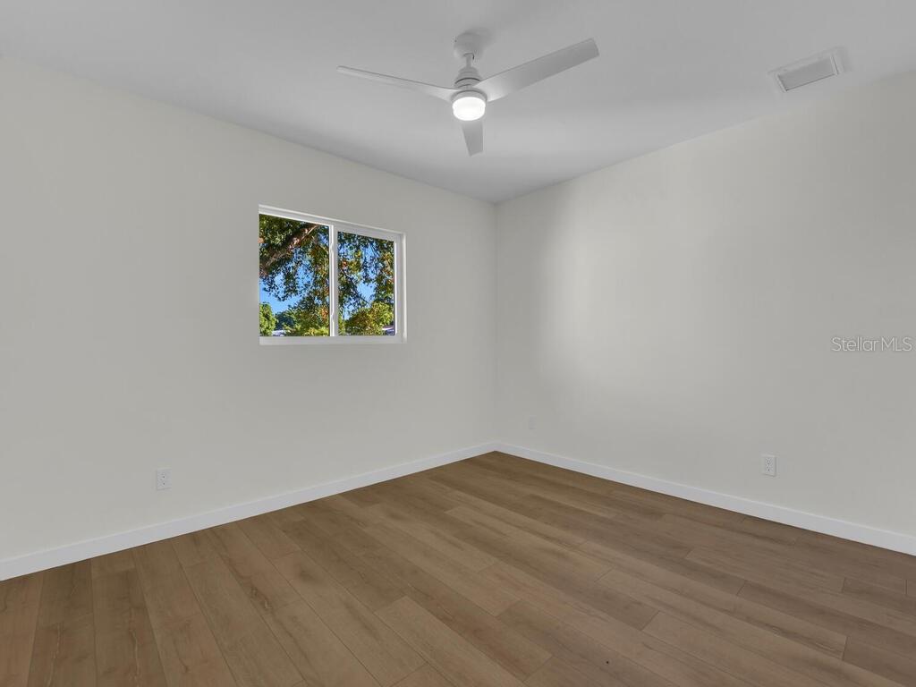 MC GREGOR GROVES - Residential