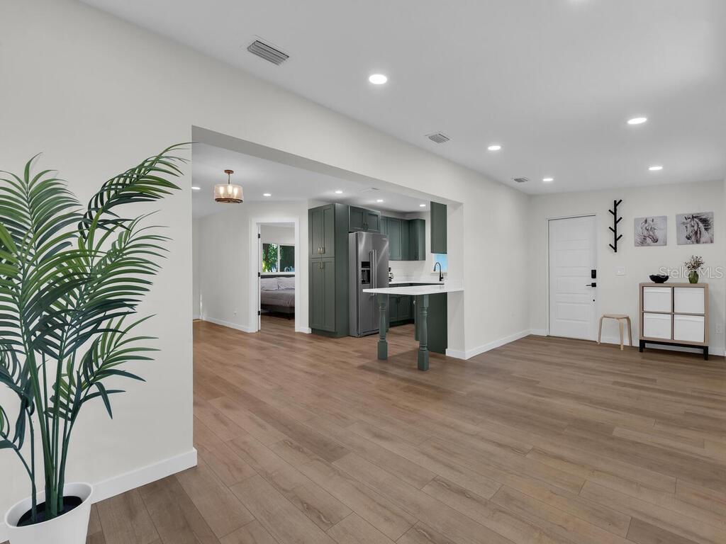 MC GREGOR GROVES - Residential