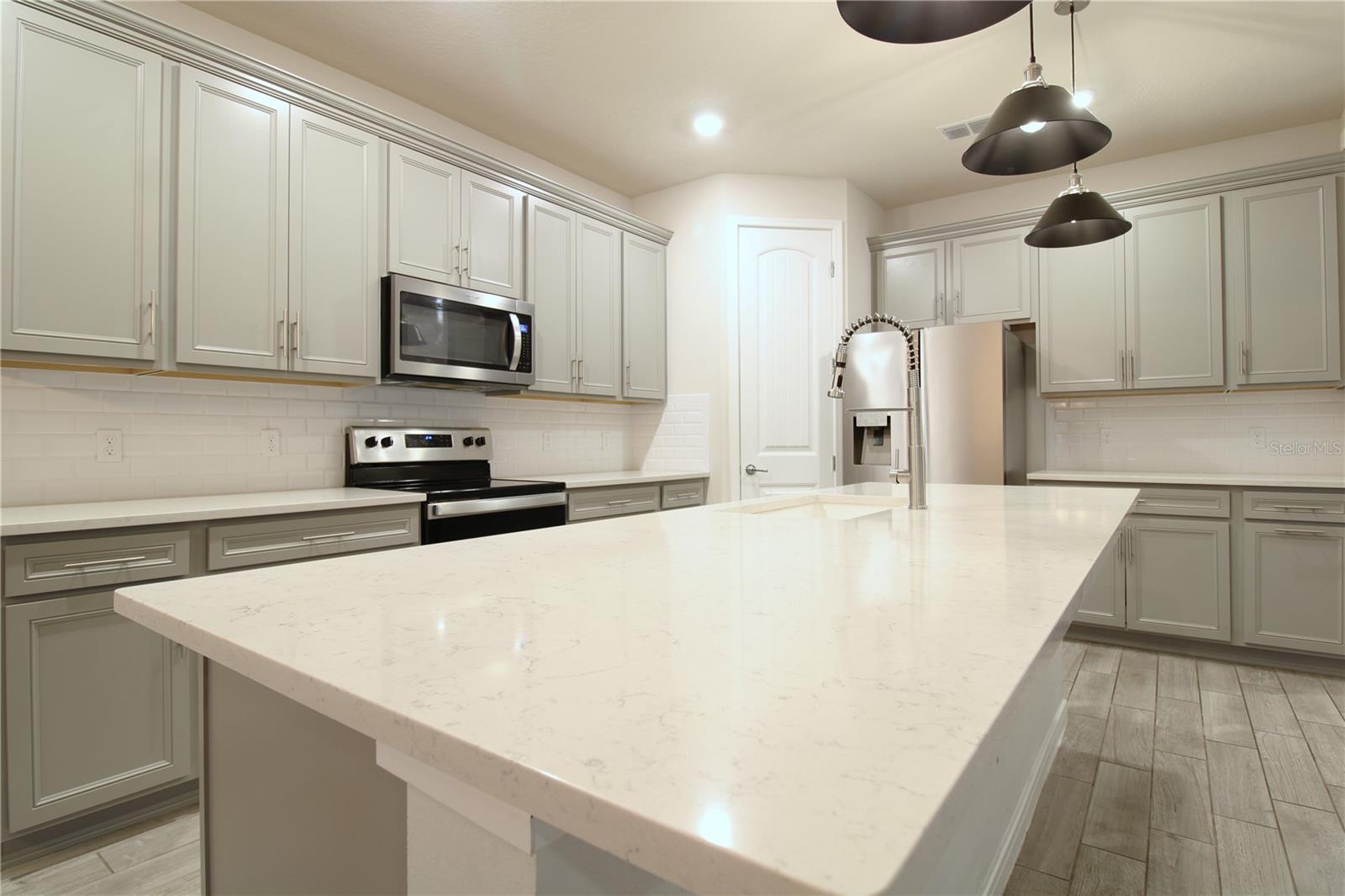 LIVE OAK LK-PH 3 - Residential Lease