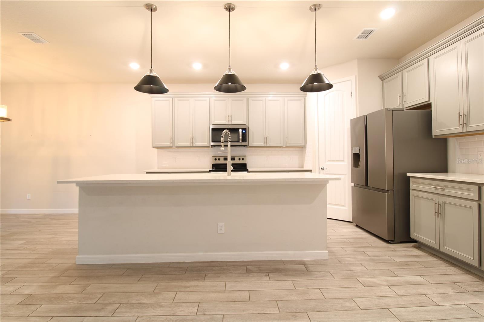 LIVE OAK LK-PH 3 - Residential Lease