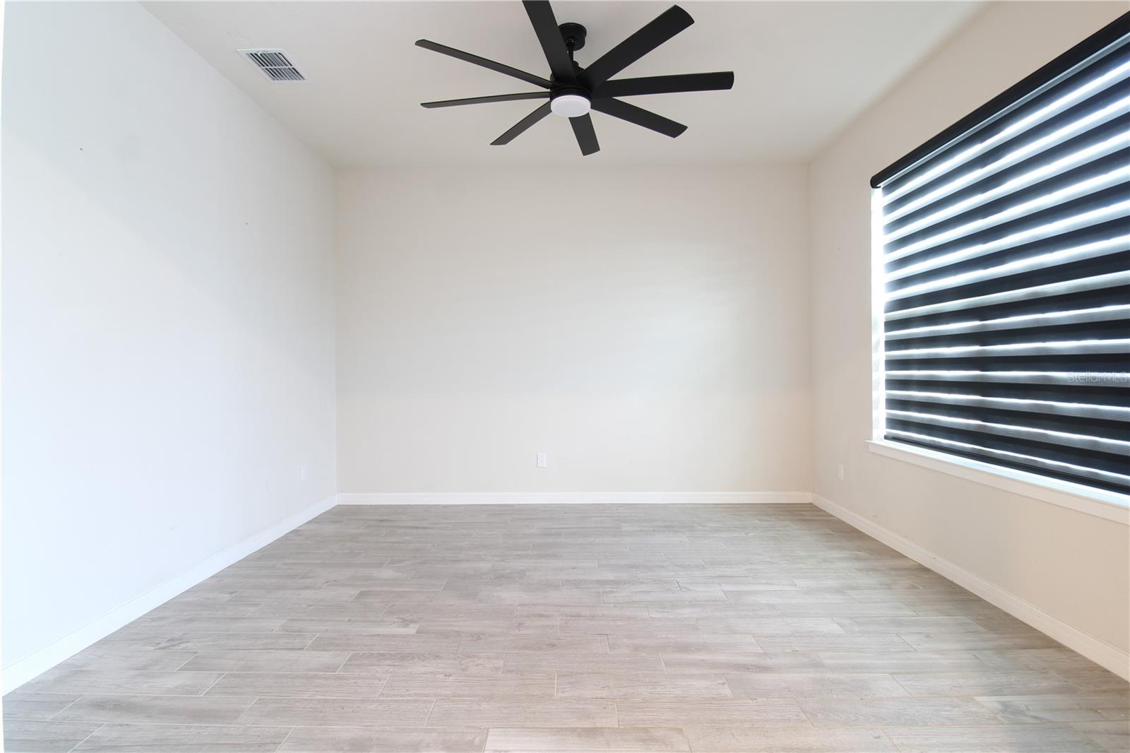 LIVE OAK LK-PH 3 - Residential Lease