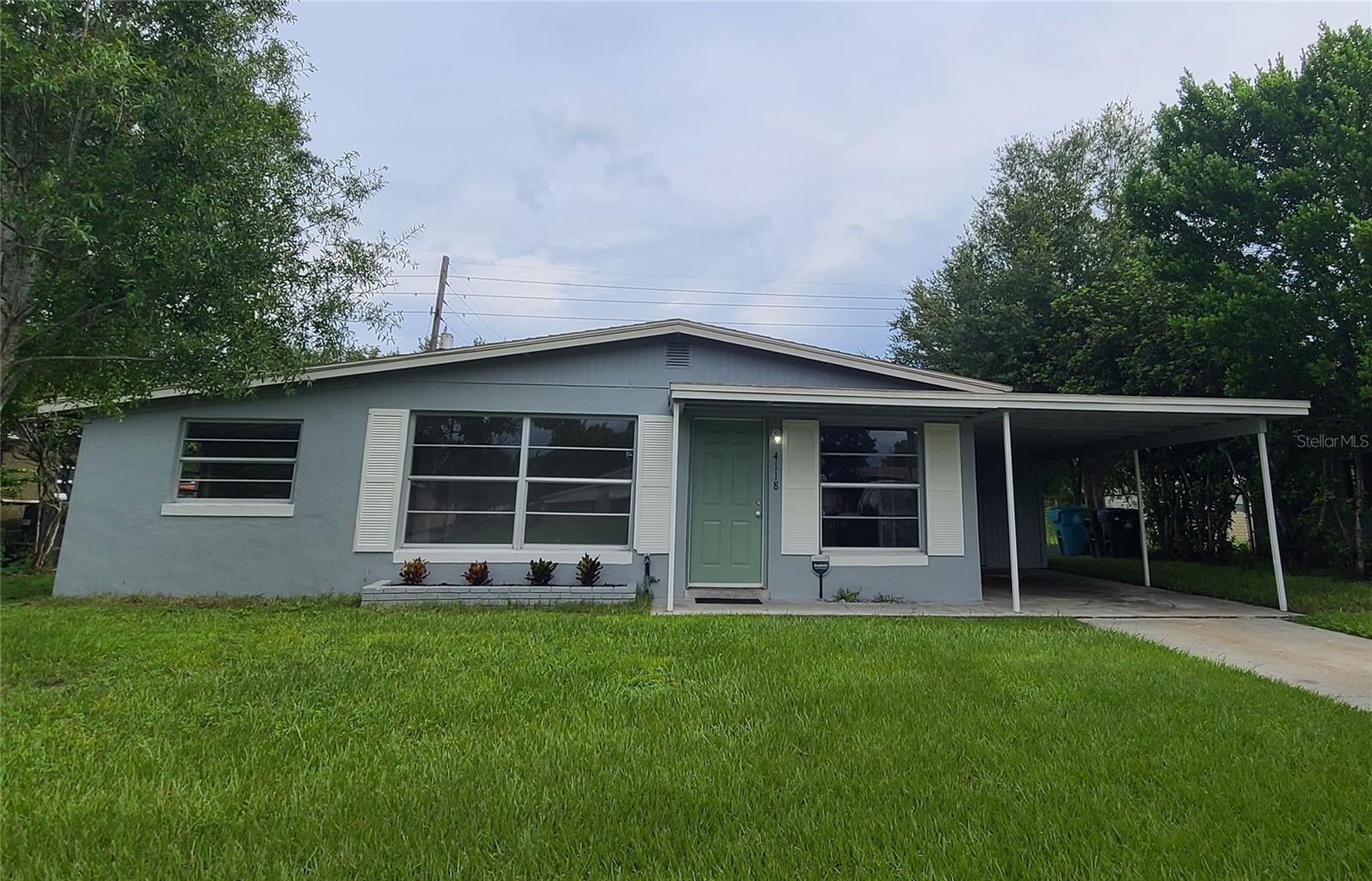 Welcome to this beautifully updated 3-bedroom, 1-bathroom, single-family home, constructed of durable brick and block and situated on a 0.17-acre lot. This move-in ready home offers peace of mind with major upgrades already completed, including full re-piping, updated electrical wiring, and a brand new electrical panel.
Step inside to find a refreshed interior featuring granite countertops in the kitchen, a granite pony wall between the kitchen and dinette, and a granite vanity in the bathroom. The home comes equipped with a refrigerator, washer, and dryer. Enjoy modern touches throughout the home with new light fixtures, fresh interior paint, and updated bathroom fixtures.
Additional features include a 2024-installed A/C system, a covered front entryway, and an oversized backyard with no rear neighbors—perfect for relaxing or entertaining at the fire pit area. Conveniently located with easy access to schools, shopping, dining, major highways, and Orlando’s world-class attractions, this home checks all the boxes.
Don’t miss this opportunity—schedule your private showing today!