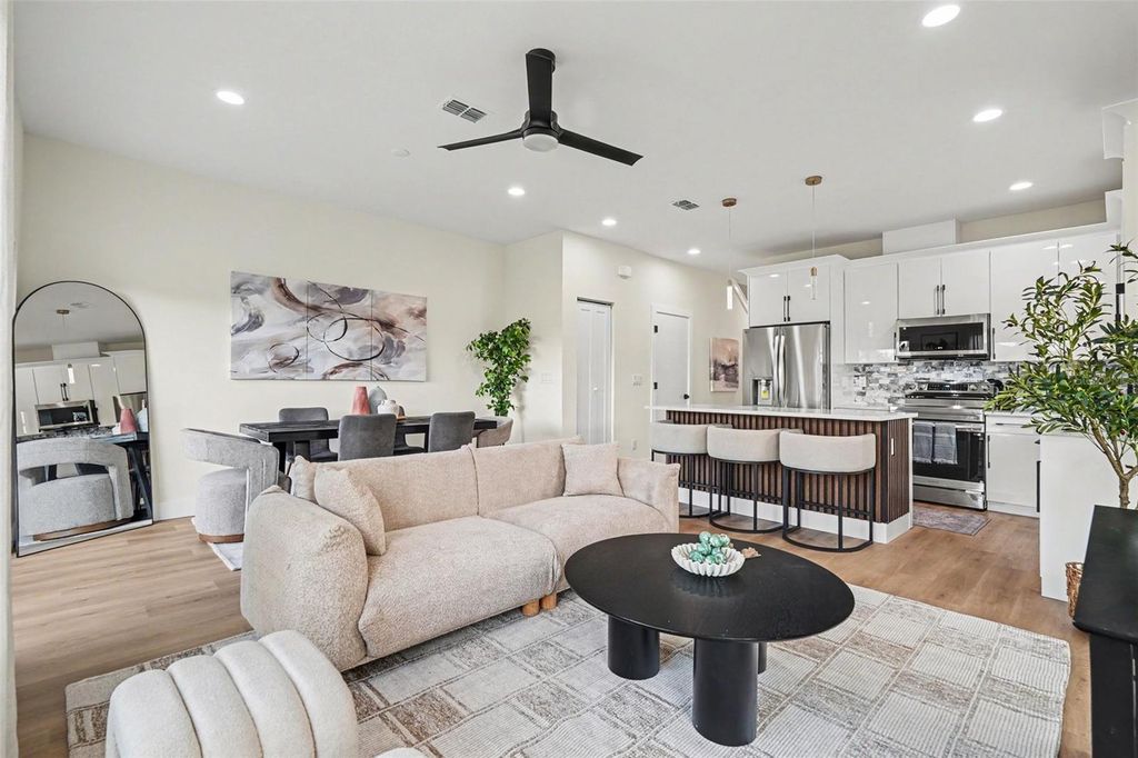 Photo of 3612 Temple Street #1, Tampa, FL 33612 (MLS # TB8518970)