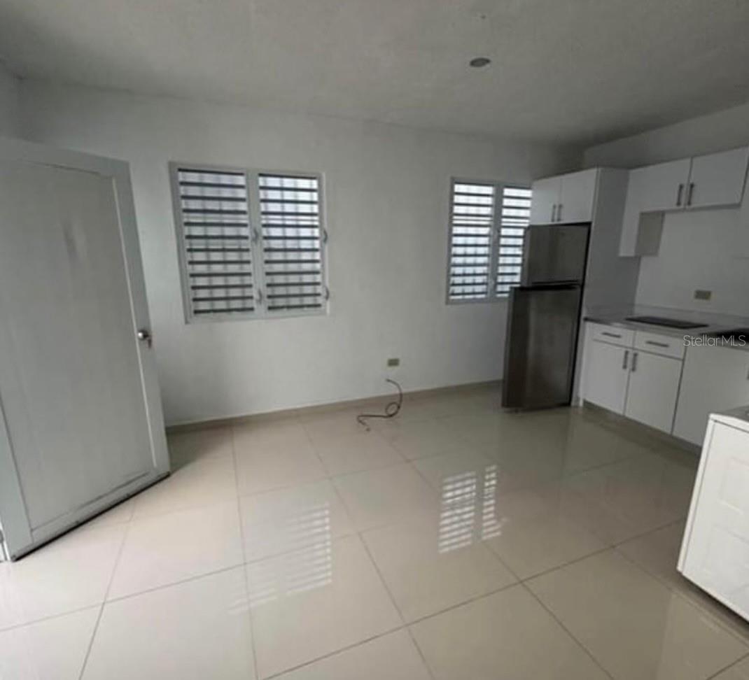 URB. ALTAMESA - Residential Lease