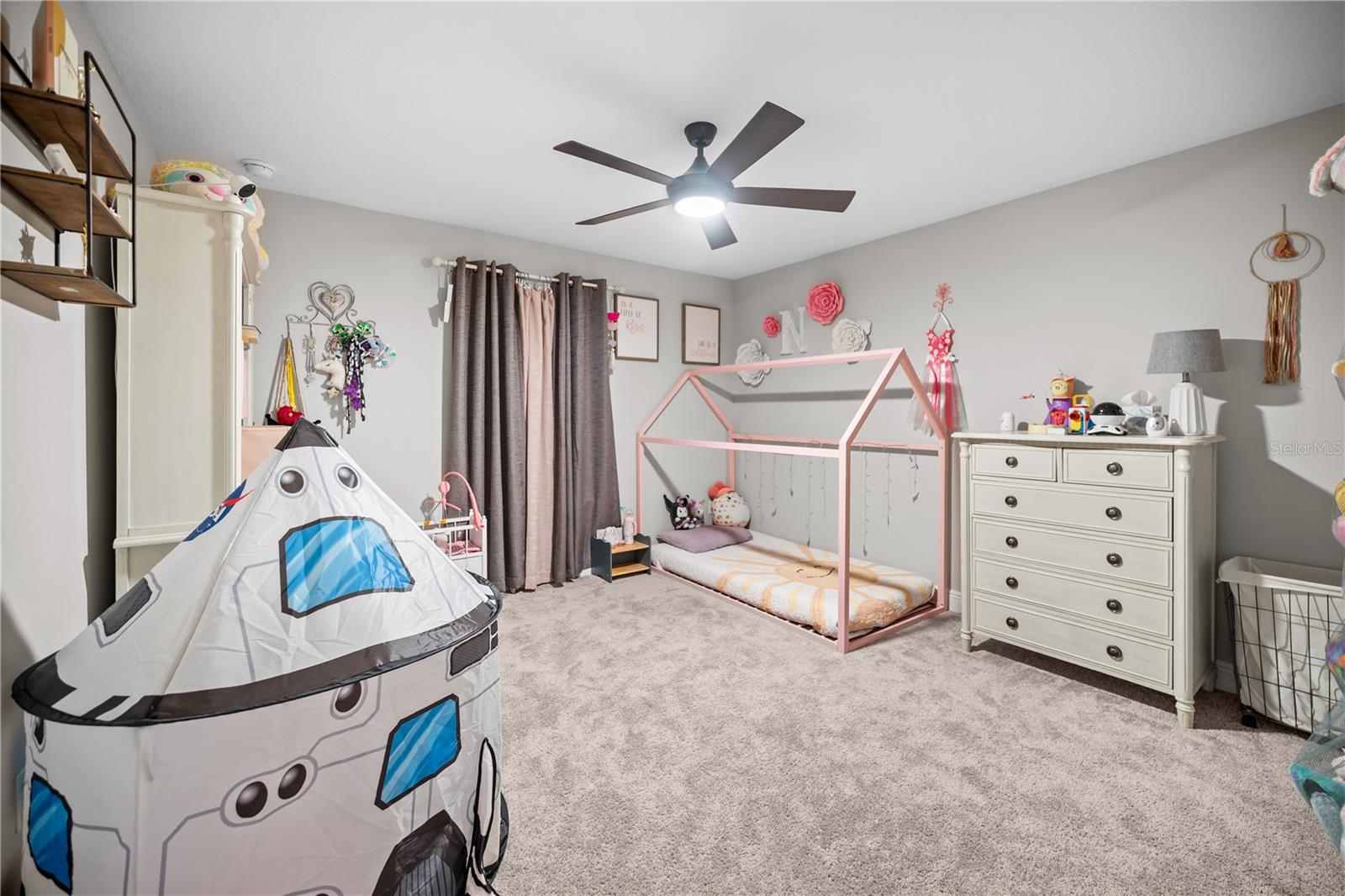 HINTON HAWKSTONE PHASE 1A2 LOT 6 BLOCK 19 - Residential