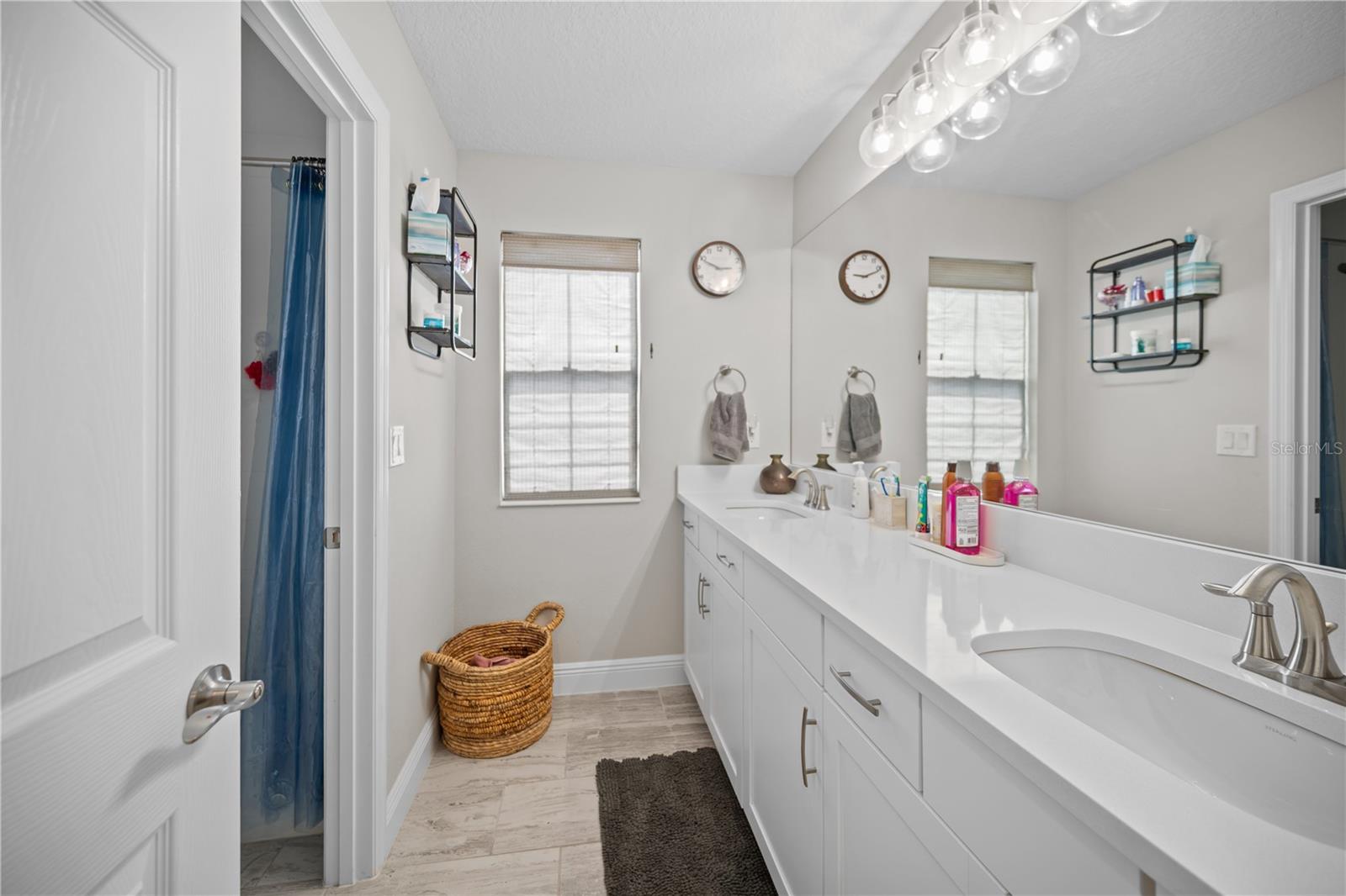 HINTON HAWKSTONE PHASE 1A2 LOT 6 BLOCK 19 - Residential