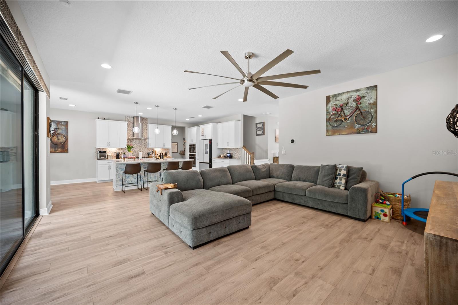 HINTON HAWKSTONE PHASE 1A2 LOT 6 BLOCK 19 - Residential