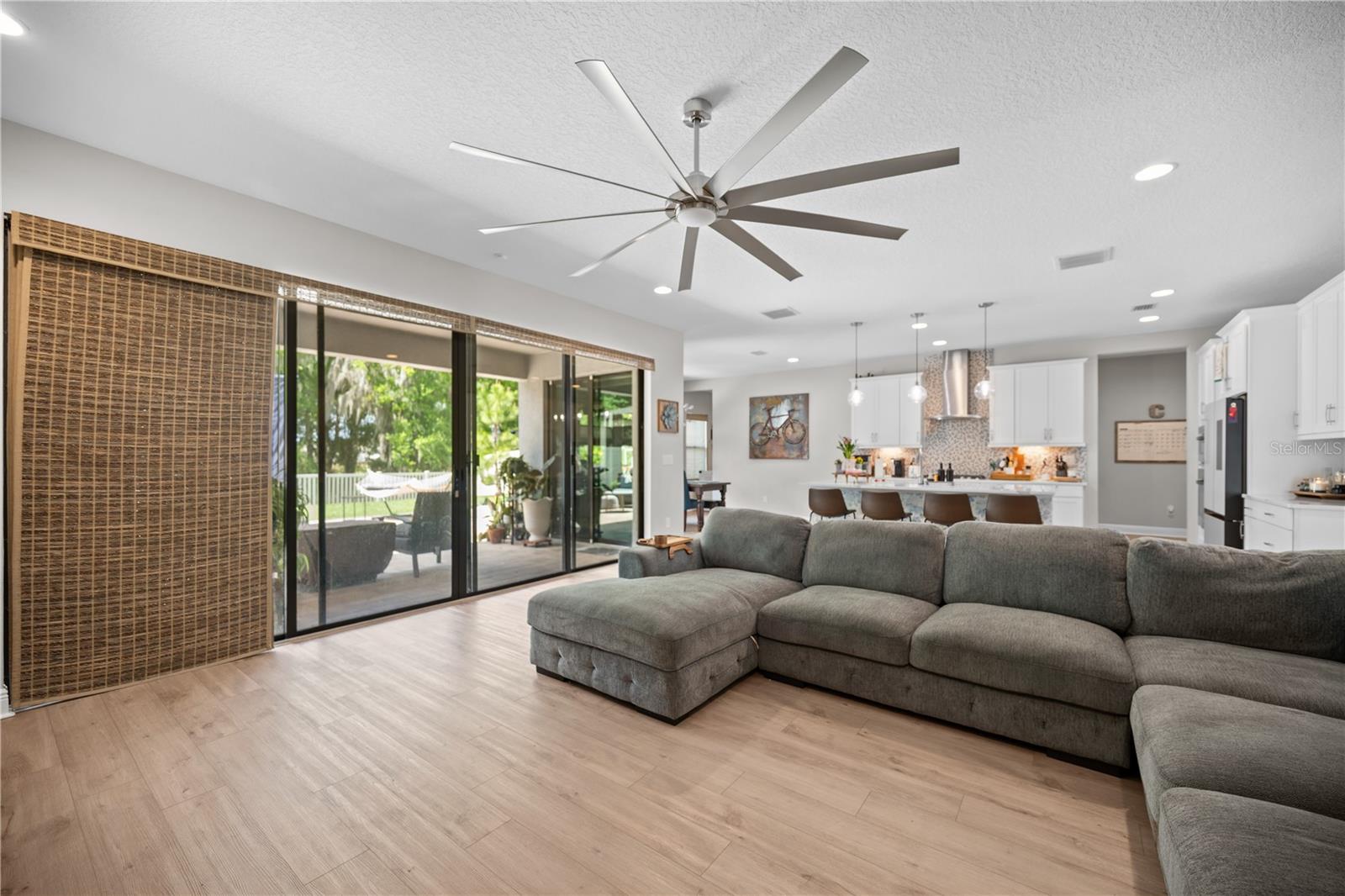 HINTON HAWKSTONE PHASE 1A2 LOT 6 BLOCK 19 - Residential