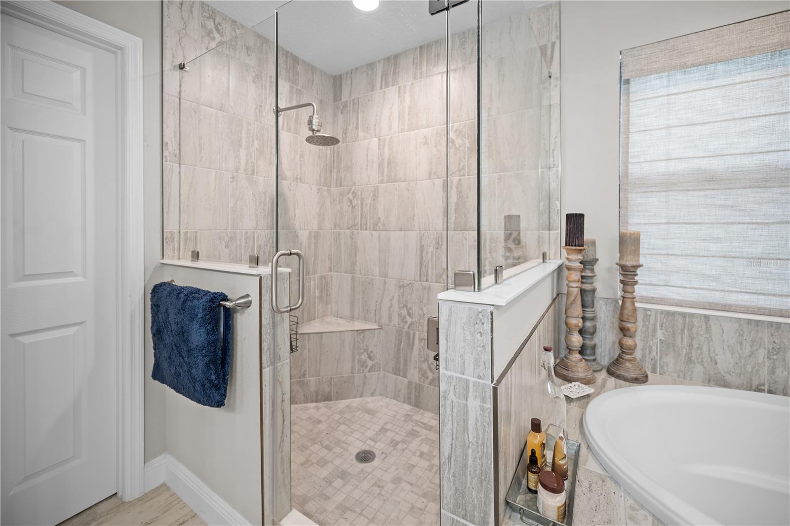 HINTON HAWKSTONE PHASE 1A2 LOT 6 BLOCK 19 - Residential