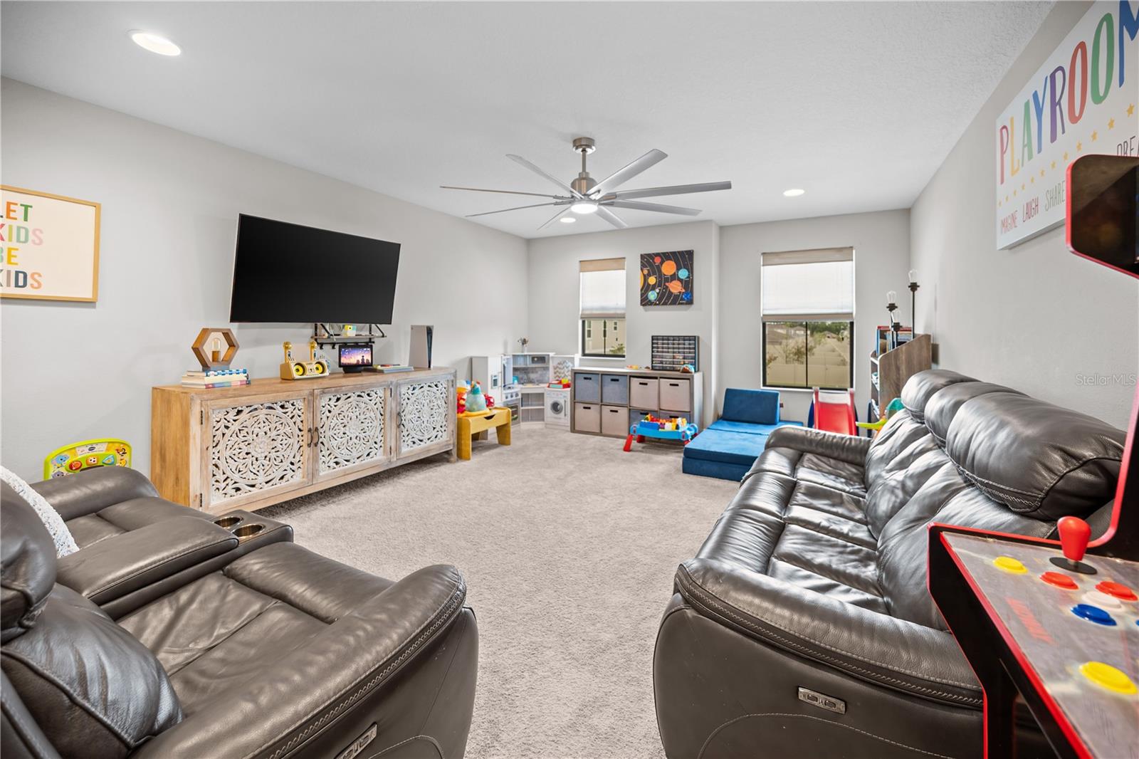 HINTON HAWKSTONE PHASE 1A2 LOT 6 BLOCK 19 - Residential