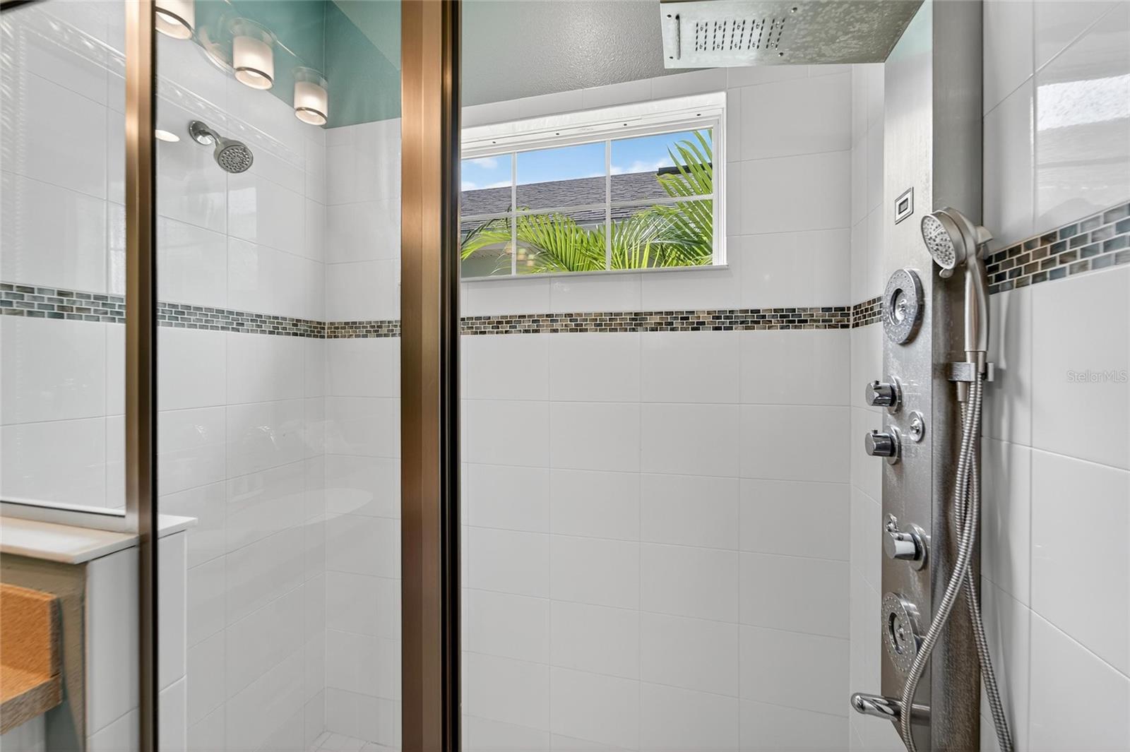 MIRABAY PARCELS 21 & 23 - Residential