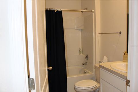 Tiny photo for 2917 Canary Lane, Tavares, FL 32778 (MLS # G5109047)