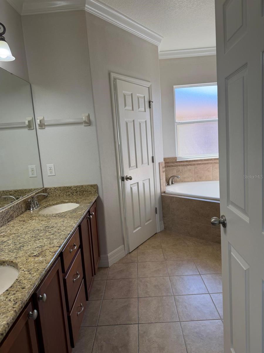 FLORD KING SUB - Residential