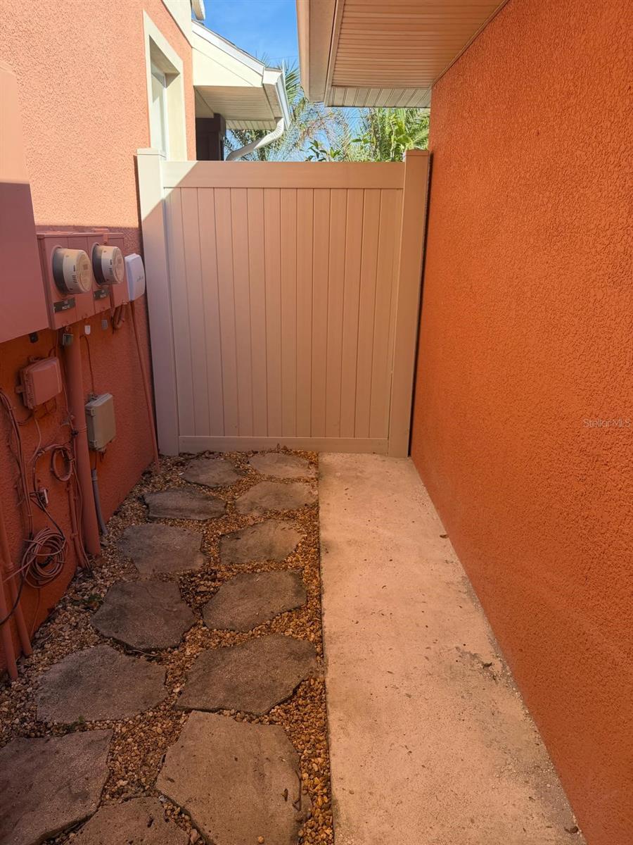 FLORD KING SUB - Residential