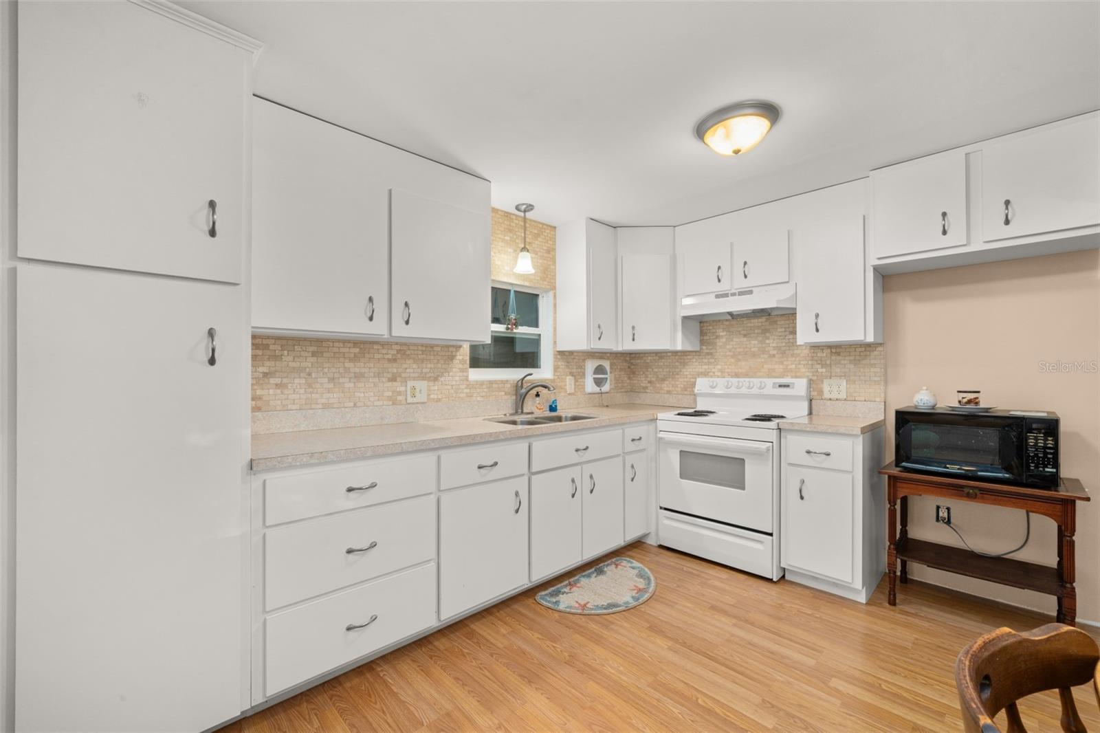 ALPINE VILLAGE MHP - Residential