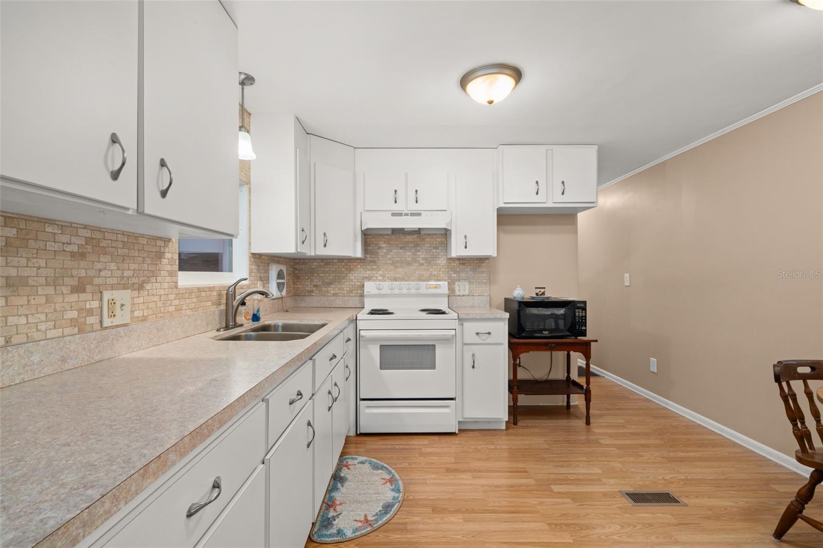 ALPINE VILLAGE MHP - Residential