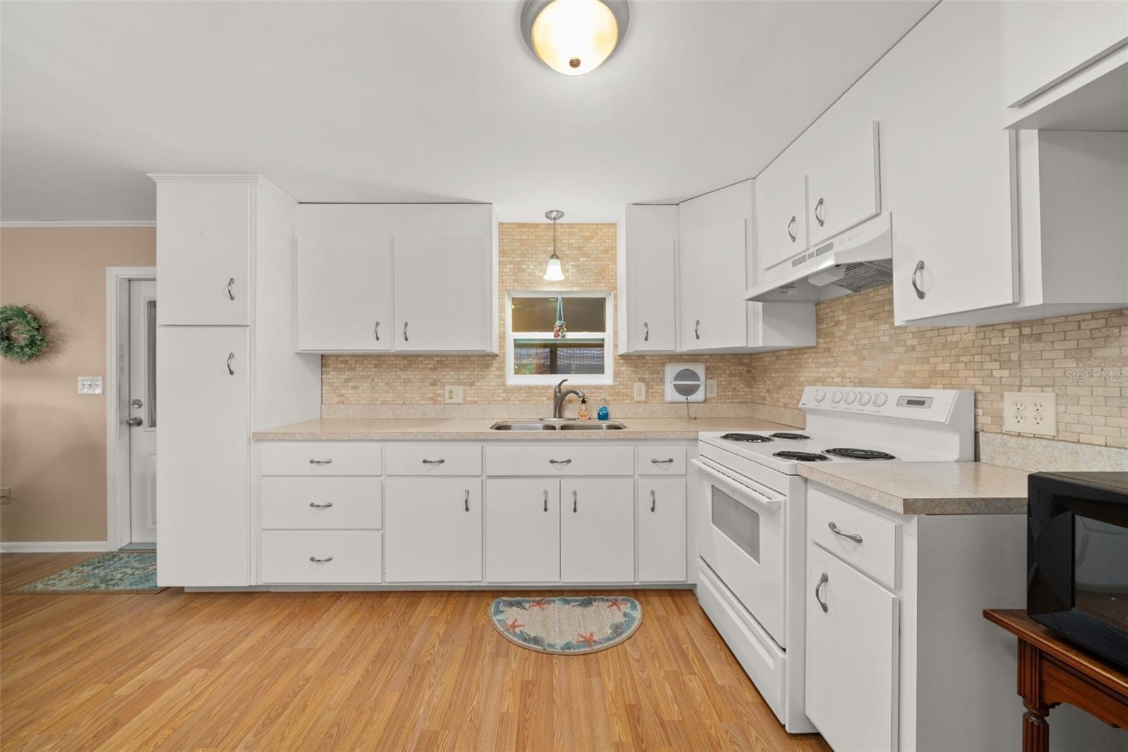 ALPINE VILLAGE MHP - Residential