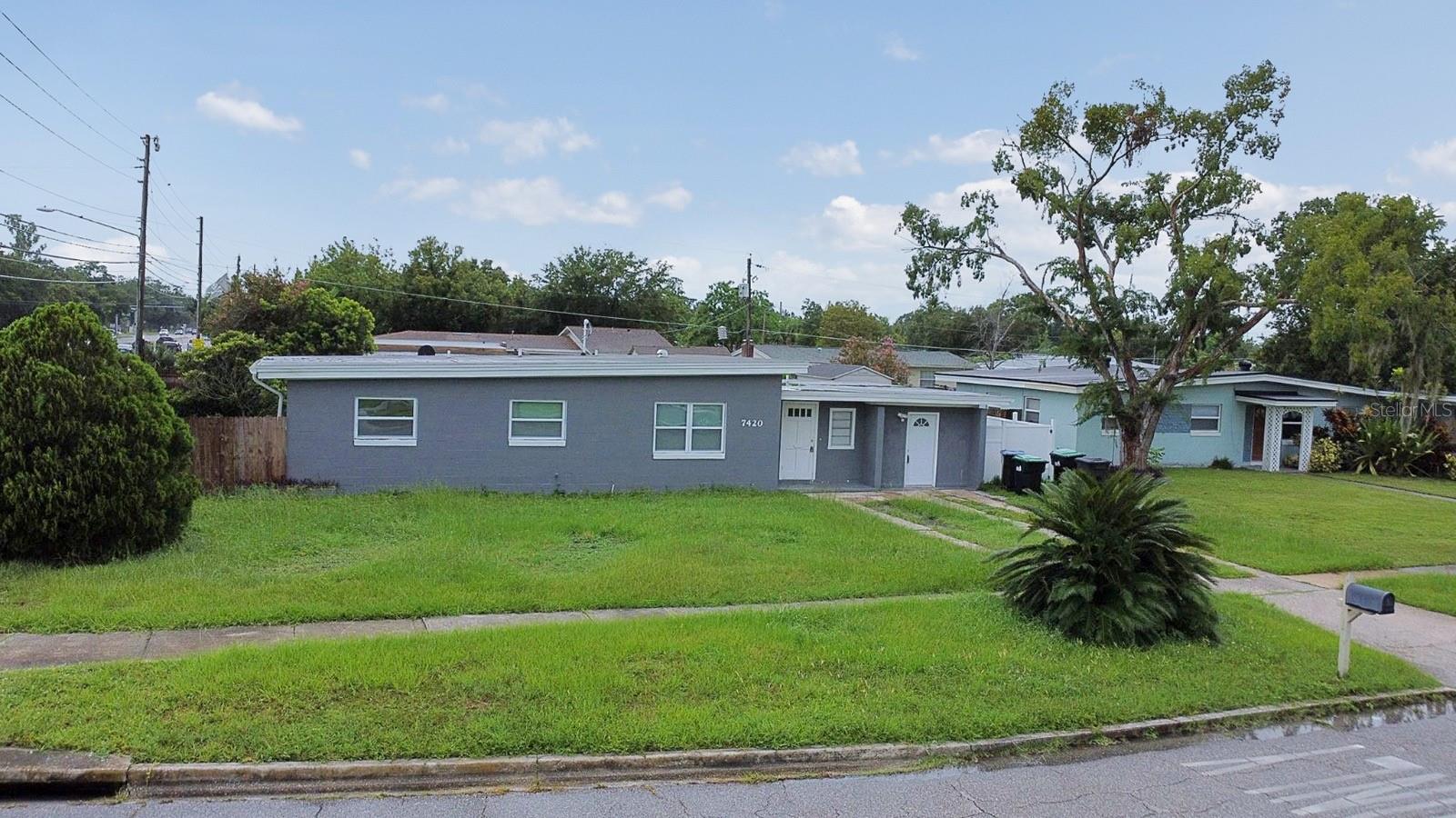 Welcome to 7420 Langford Dr., Orlando, FL 32822 – a charming and move-in ready 3-bedroom, 2-bath home with a versatile bonus room, perfect for a home office, guest suite, or playroom!
This beautifully maintained residence offers a spacious and functional layout with an inviting living area and an abundance of natural light throughout. The updated kitchen features modern cabinetry, ample counter space, and a cozy dining area ideal for family gatherings.
The primary suite includes a private en-suite bath for your comfort, while two additional bedrooms share a second full bathroom. The bonus room adds extra flexibility for your lifestyle needs—whether you’re working from home or looking for additional entertaining space.
Step outside to enjoy the expansive backyard with plenty of room for a garden, fire pit, or future pool. Situated on a quiet street with no HOA, this home is conveniently located near major highways, shopping, dining, and the Orlando International Airport.
Don’t miss this opportunity to own an affordable and spacious home in the heart of Orlando—schedule your private showing today!