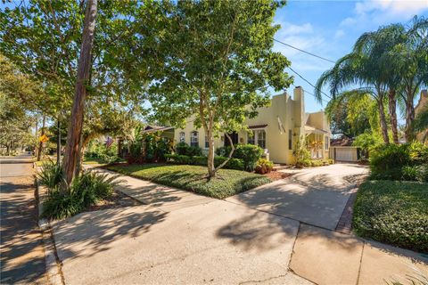 A home in LAKELAND