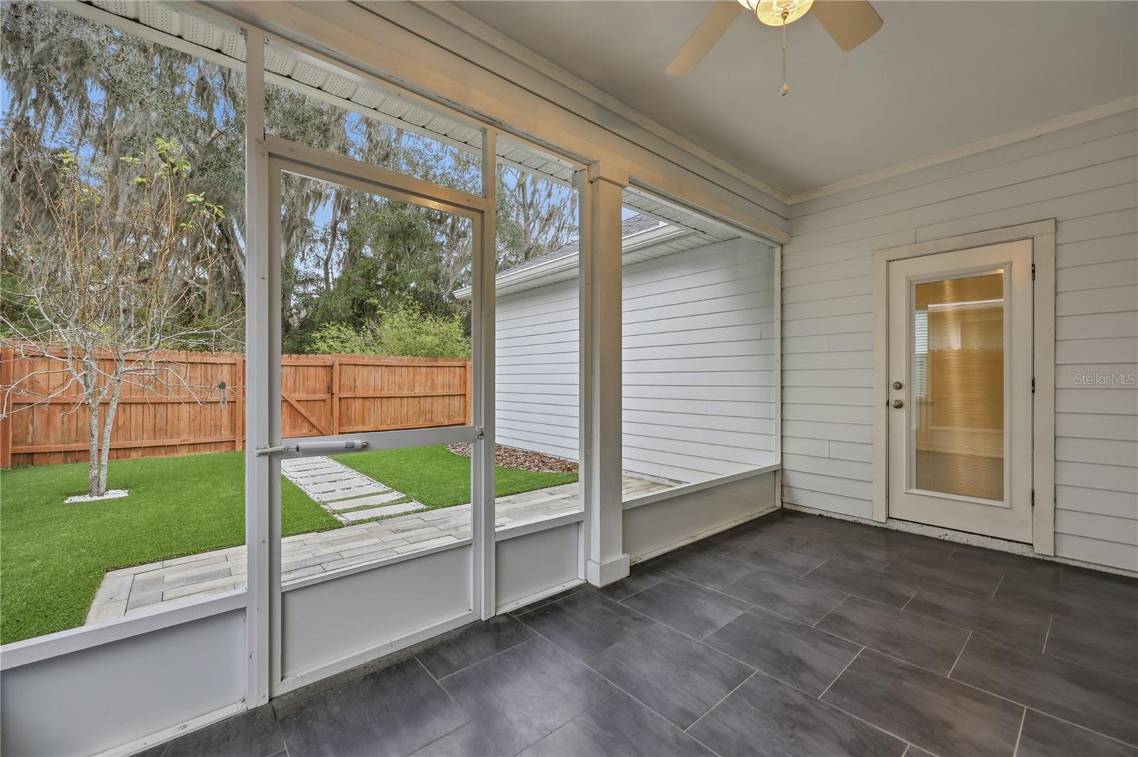 FLETCHER OAKS - Residential