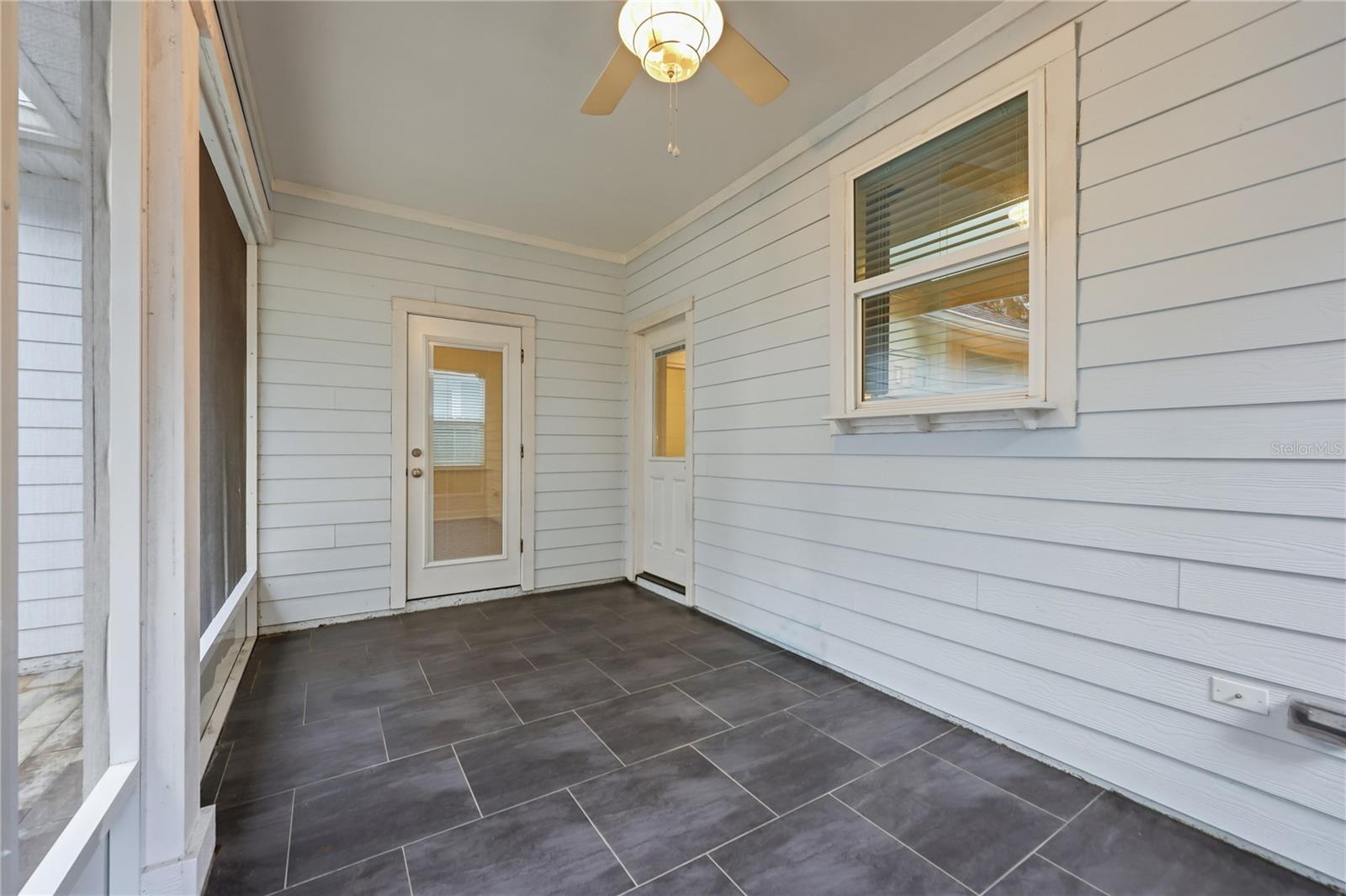 FLETCHER OAKS - Residential