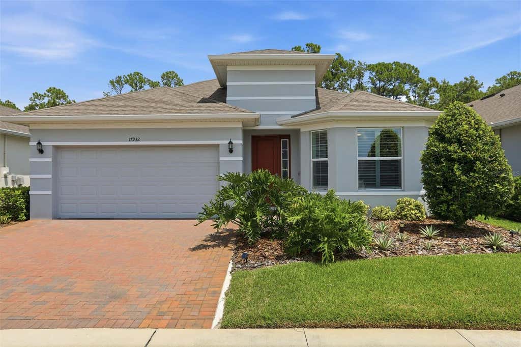 Photo of 17932 Passionflower Circle, Clermont, FL 34714 (MLS # O6431823)