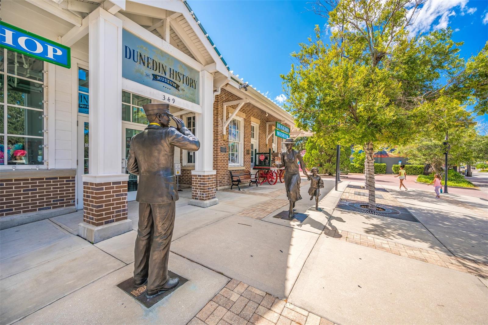 LA JOLLA SUB - Residential