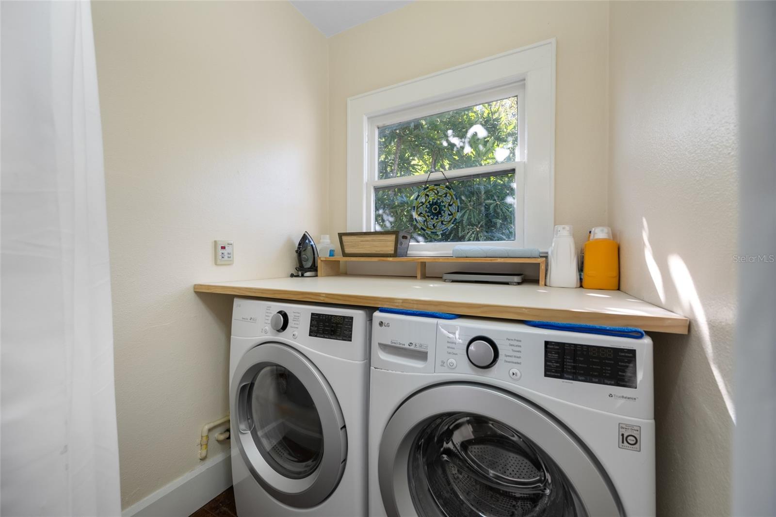 LA JOLLA SUB - Residential