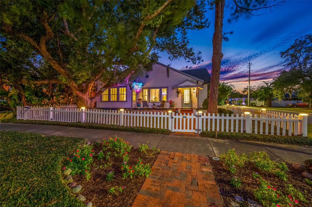 Photo of 1101 Granada Street, Clearwater, FL 33755 (MLS # TB8461886)