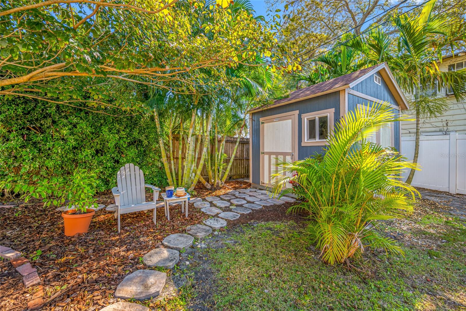 LA JOLLA SUB - Residential