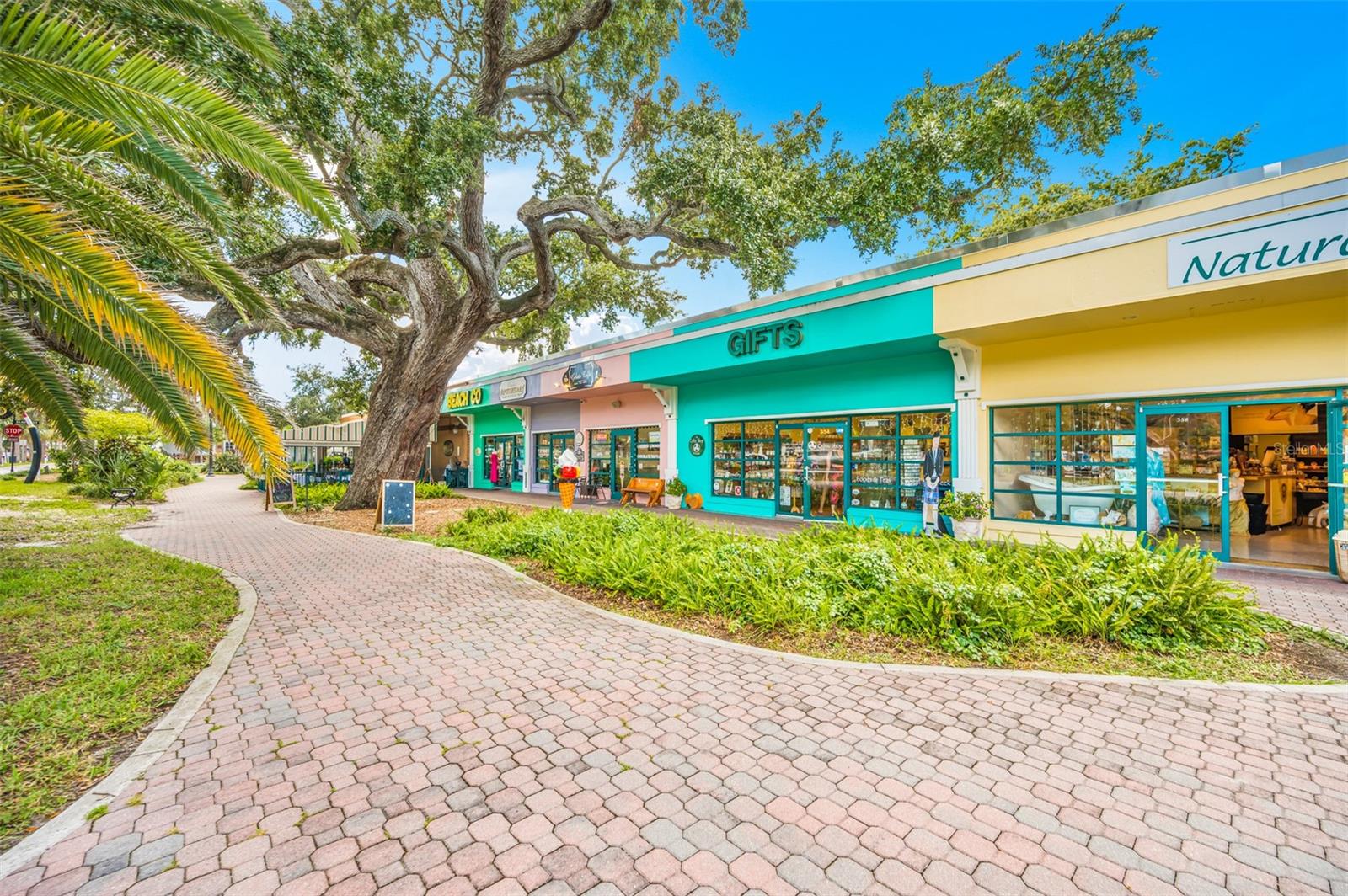 LA JOLLA SUB - Residential